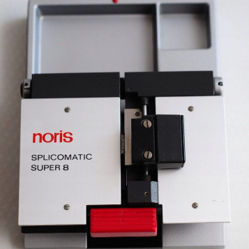 Obcinarka do filmów Noris Splicomatic Super 8 antyk