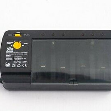 Uniwersalna ładowarka baterii ActivEnergy MW9699GS1