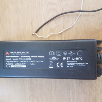 Zasilacz do robota koszącego Yard Force Amiro 400