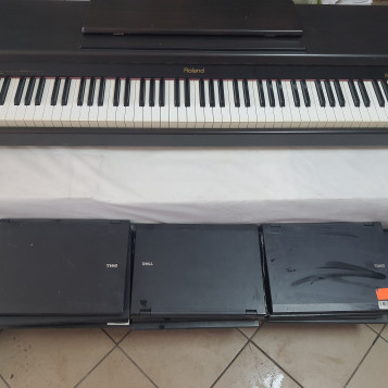 Cyfrowe Pianino Roland hp 137